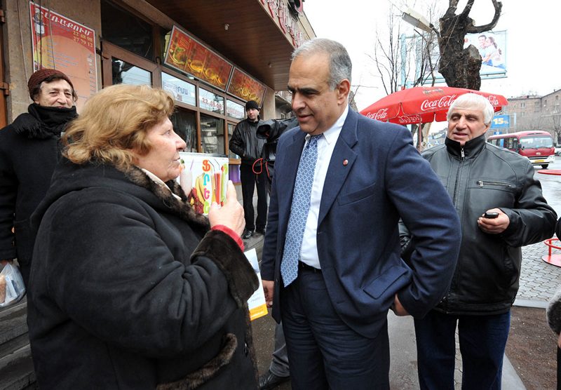 Րաֆֆի Հովհաննիսյանի  նախընտրական հանդիպումներն Արաբկիրում