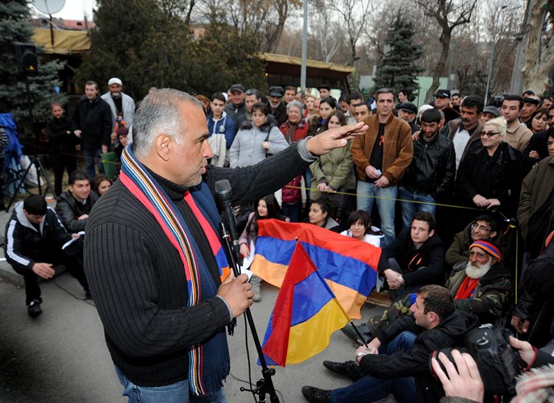 ԵԺԿ-«Ժառանգություն» հարաբերությունների շուրջ