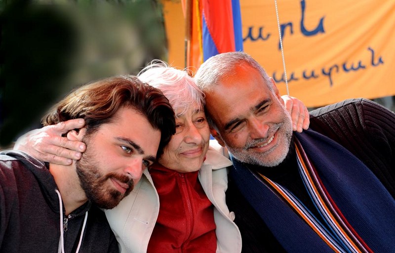 Րաֆֆի Հովհաննիսյանը Ազատության հրապարակում. օր տասնմեկերորդ