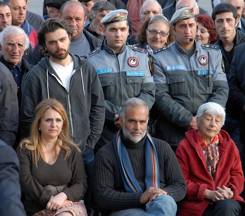 Րաֆֆի Հովհաննիսյանը հրավիրում է մեծ հաղթահավաք եւ հաղթահամերգ